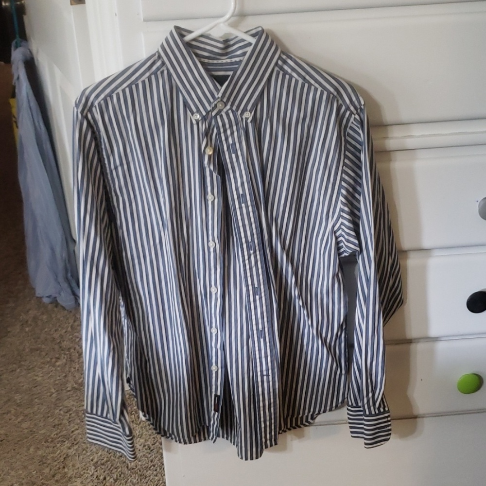 Long sleeve button up